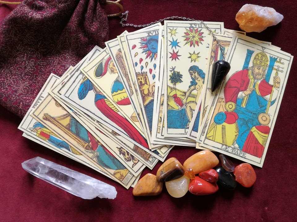 Gemstones and cards used for therapy